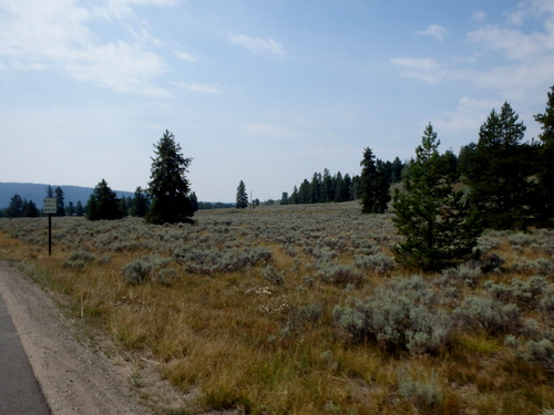 GDMBR: We're pedaling south US 99/191/287 toward Moran Junction.